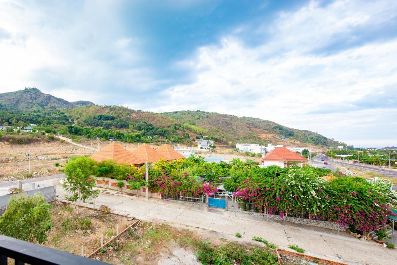Tubong Hotel Private Enterprise Nha Trang Buitenkant foto
