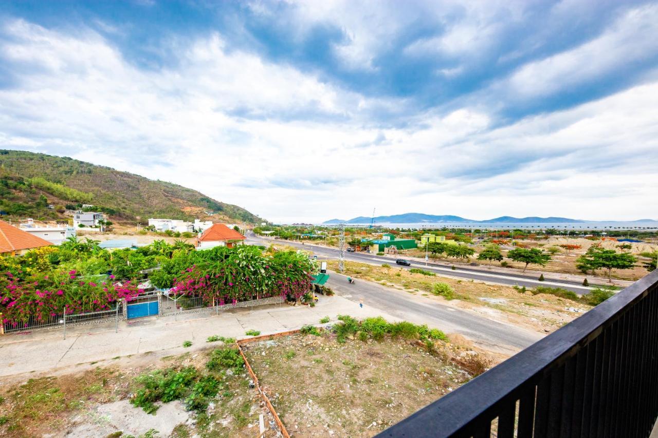 Tubong Hotel Private Enterprise Nha Trang Buitenkant foto